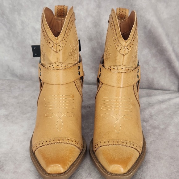 Code West‎ Cowboy Bootie Boots Womens 7 Western NWT Ankle Fashion Brown - Picture 2 of 6